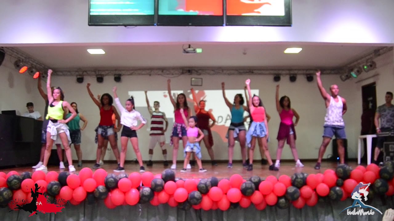 Baila Mundo -Ritmos Alunos ( Baile de aniversário do Espaço Filhos da Dança ) zouk singapore