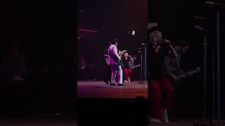 Download Lagu Walk The Moon - Shut Up and Dance MP3