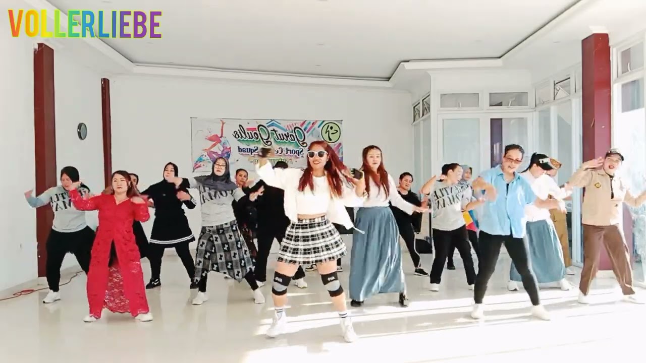 Dj Remix Karmila (Arjhun Kantiper) Senam Kreasi Voller Liebe