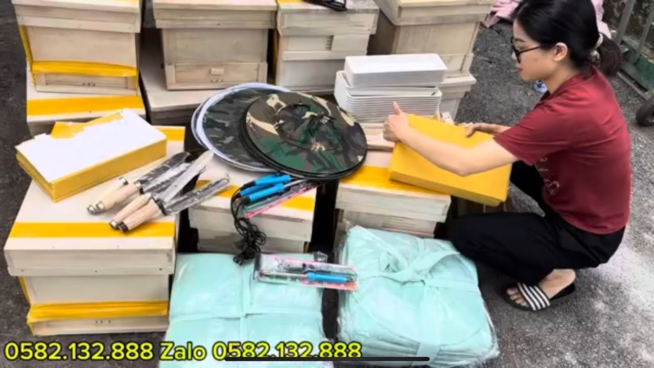 6.5K MỎ HÀN 50K DAO CẮT MẬT ONG ÁO LIỀN MŨ XANH LƯỚI 3 LỚP 