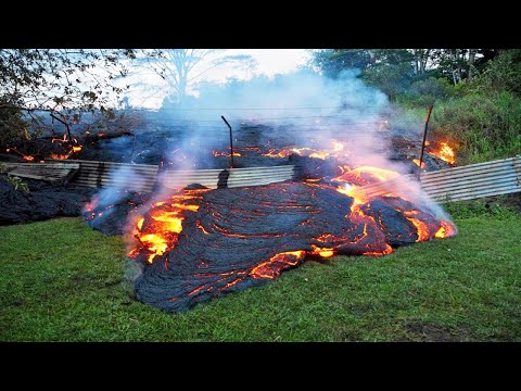 Видео: Как тече лава от щитов вулкан?