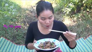 Amazing Cooking Pork Very Spicy / Eating Delicious