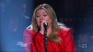 Video thumbnail of "Don't Stop Believin' by Journey Sung By Kelly Clarkson April 2022 Live Concert Performance HD 1080p"