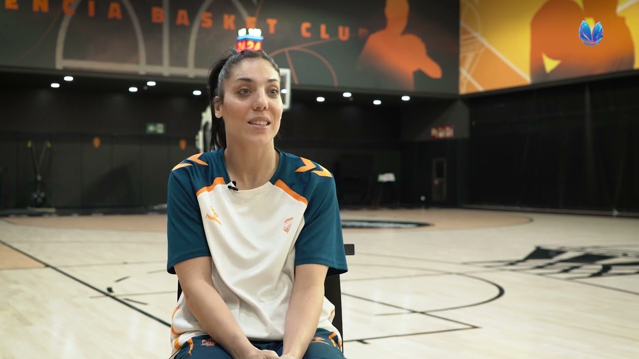 Cris Ouviña, madre y jugadora profesional