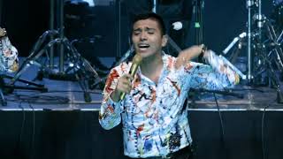 Grupo 5 - Cambio mi Corazón / Pa' Fuera / La Valentina (En Vivo) | Live In Madrid