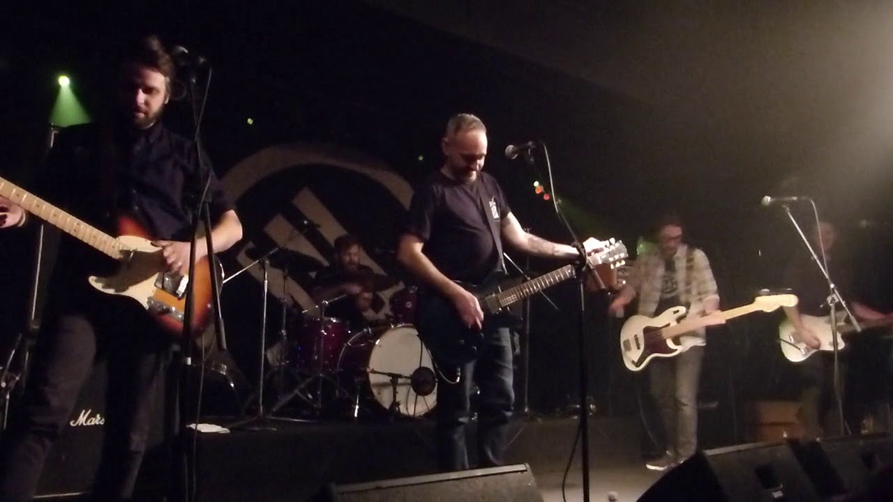 Paper Arms - live @ Crowbar, Sydney, 29 June 2019, 1/2 paper mache