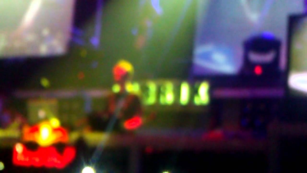 在 YouTube 上觀看「2000 Esto es Remember @ Fabrik Project Medusa - Something is wrong (28-01-2012)」 在 YouTube 上觀看「2000 Esto es Remember @ Fabrik Project Medusa - Something is wrong (28-01-2012)」