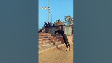 High side flip// #flip sn #gimnastics #shortvideo #parkour #reels #stunt #learning #highsideflip