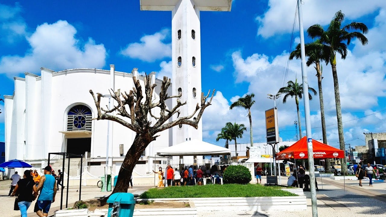 OLHA O CENTRO DE ARAPIRACA DEPOIS DE UM DOMINGO DE MUITA CHUVA