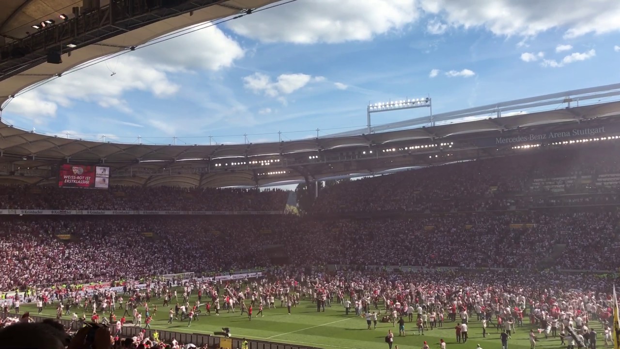 Platzsturm in Stuttgart