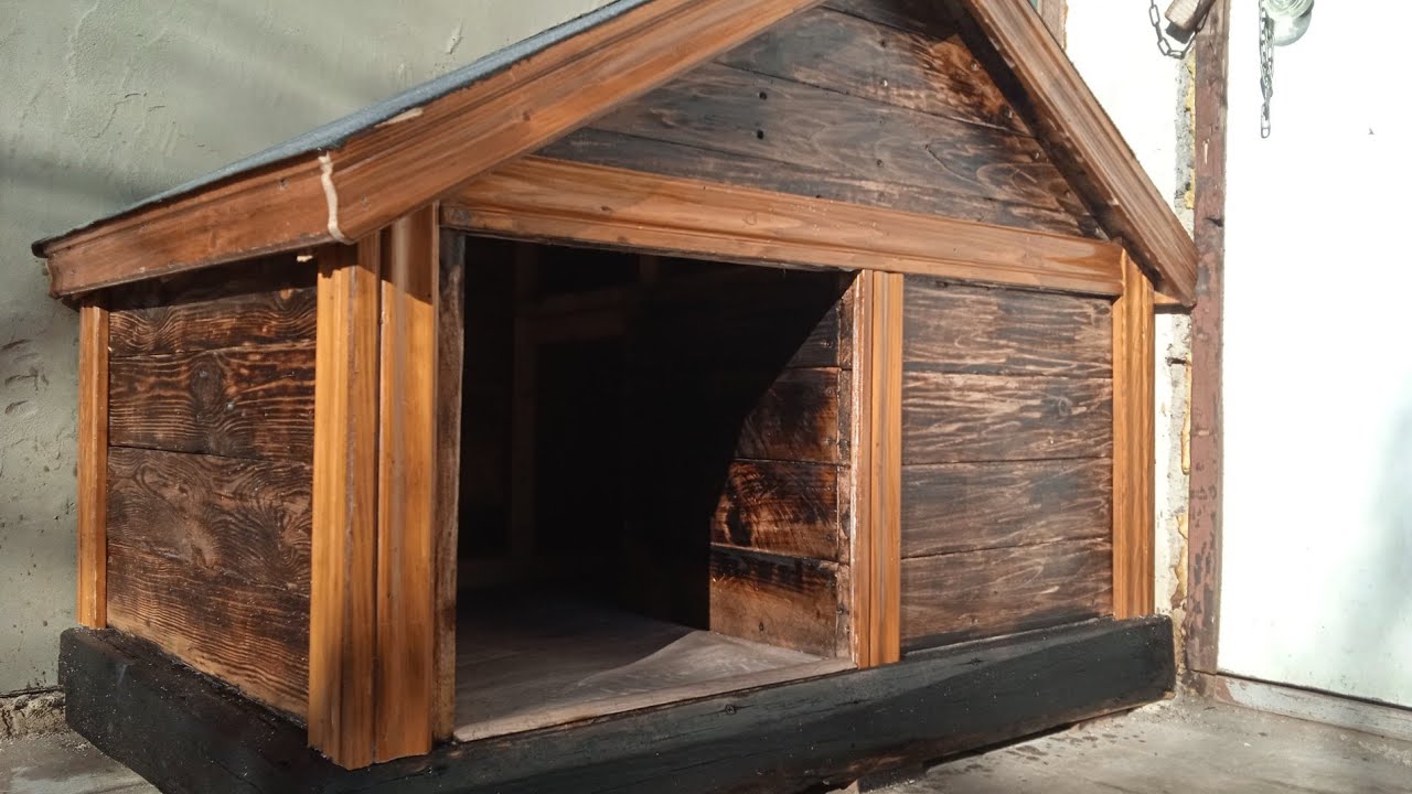 Собачья будка из поддонов "своими руками" - YouTube