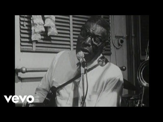 HOWLIN' WOLF - Down in the bottom