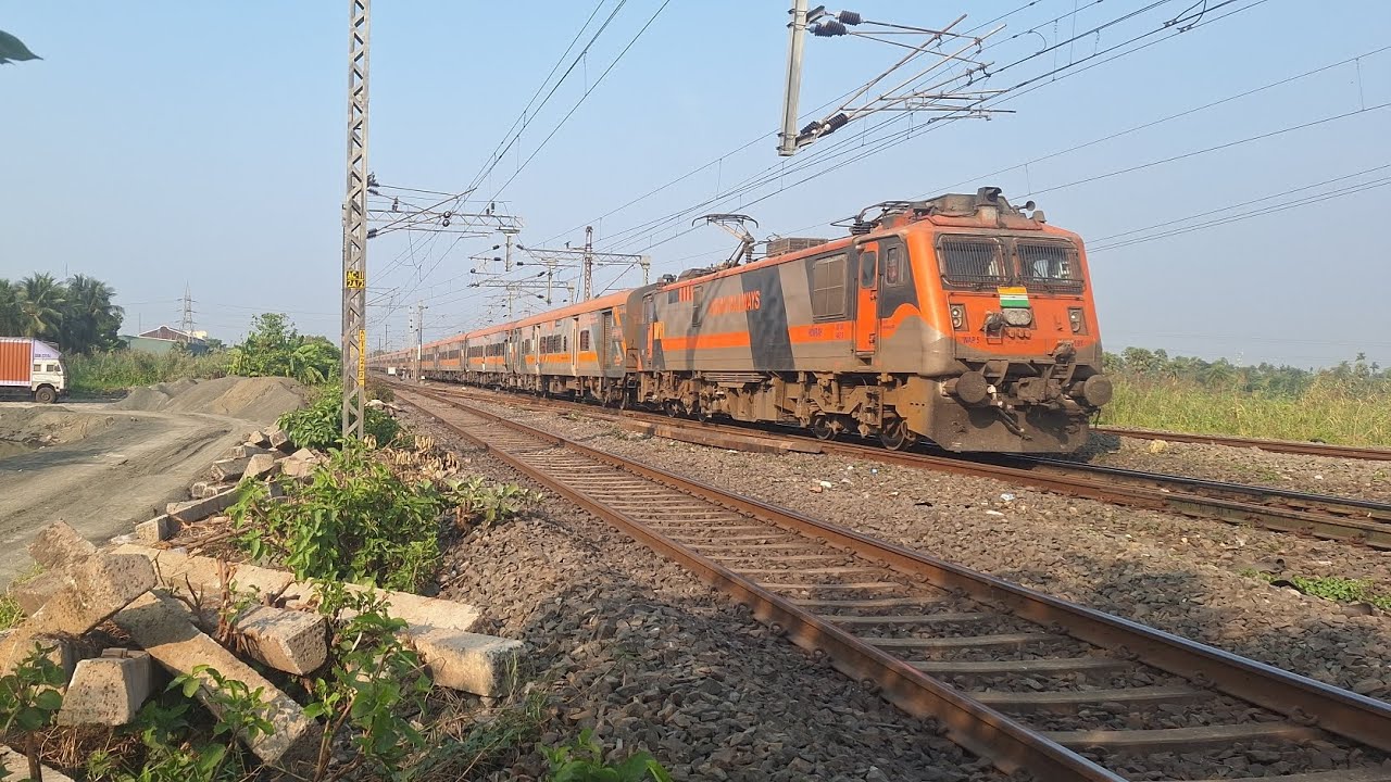 The one and only Amrit Bharat express who cross bhattanagar jn, mldt - smvt bengaluru 👍