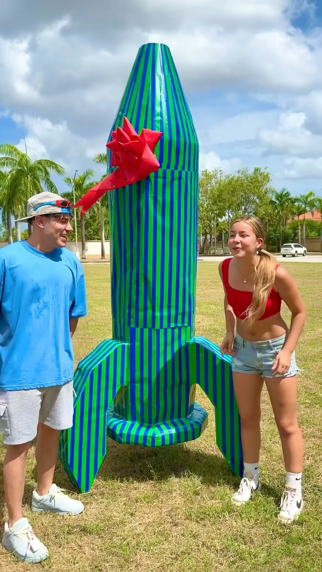 If You Guess The Gift, You Keep It
