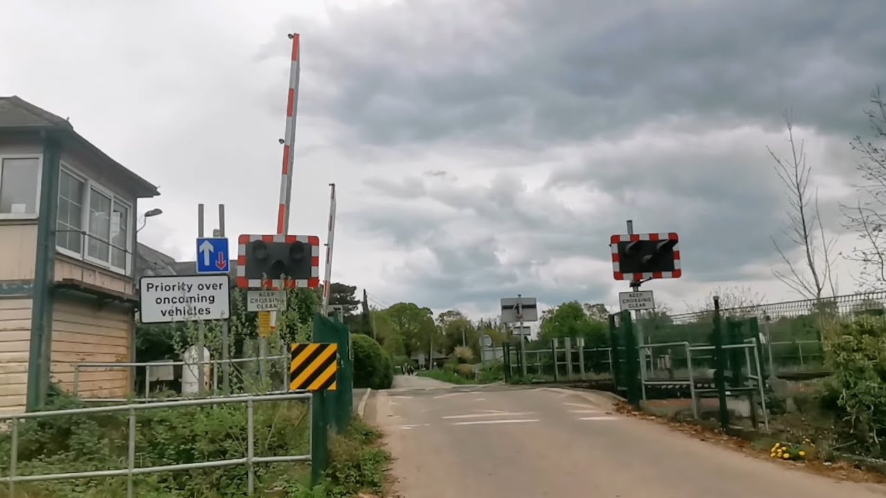 Causeway Lane (Morton / Fiskerton Junction) Level Crossing | Nottinghamshire | 18/04/25