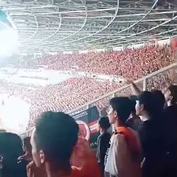 Selama matahari terbit dari timur (cover)