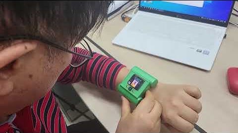 AJ2_Demonstration of smartwatch for iris recognition #1