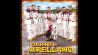 Video thumbnail of "los hermanos arellano morir de pie"