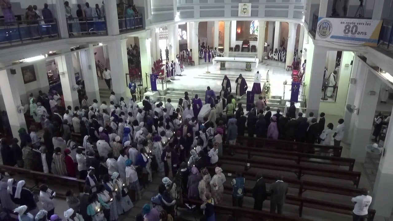 Messe d'enterrement de l'Abbé Bernard DIOUF