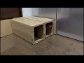 段ボールの秘密基地で改造作業中のケイ　今日は左右どっちに入っているのかな(^o^)