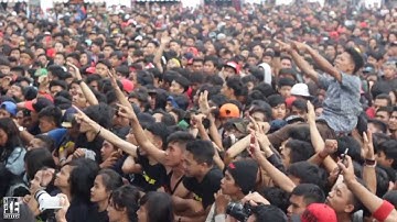Alone At Last - JakCloth 2013 - B.O.A 2013 [ (YAS BUDAYA LAST SHOW) Official Video ]