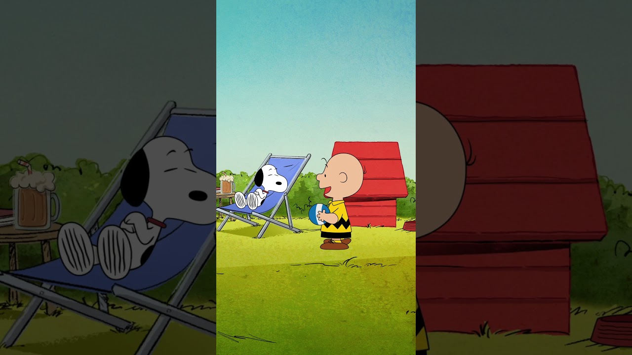 Snoopy, Lets Play Fetch! | The Snoopy Show 