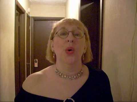 Janet Hamilton hallway show:Janet sings Frank Sina...