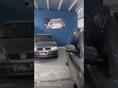Una agencia de autos mendocina que es “atendida" por perros.