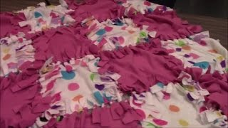 How to Make a No Sew Patchwork Fleece Blanket