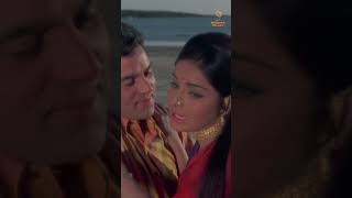 तेरी आँखों से सारा संसार मैं देखूँगी  💞Jhilmil Sitaron Ka Aangan Hoga #ytshorts #oldhindisongs