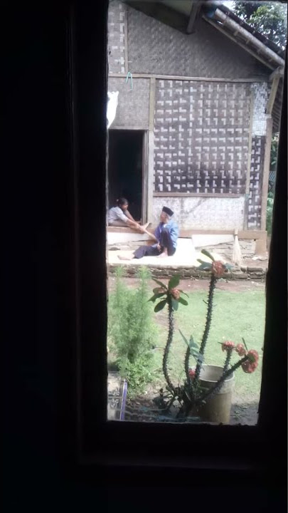Keseruan kakek sama cucu