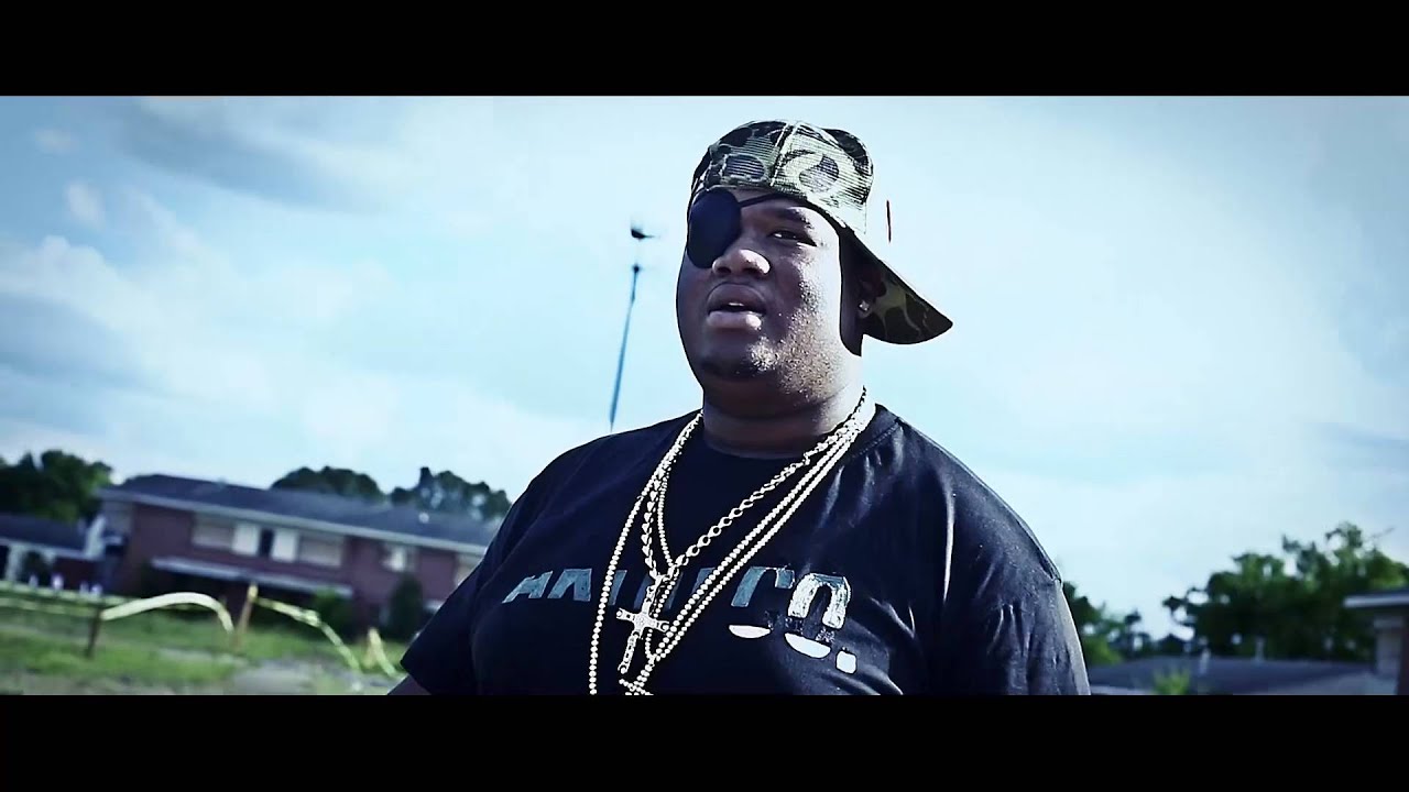 In Memory Of Doe B (2015) - Hood Memories