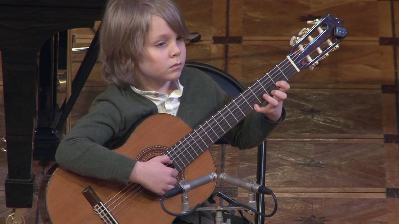 Евстратов Петр Геннадьевич - Грант Мэра Москвы 2 тур - YouTube