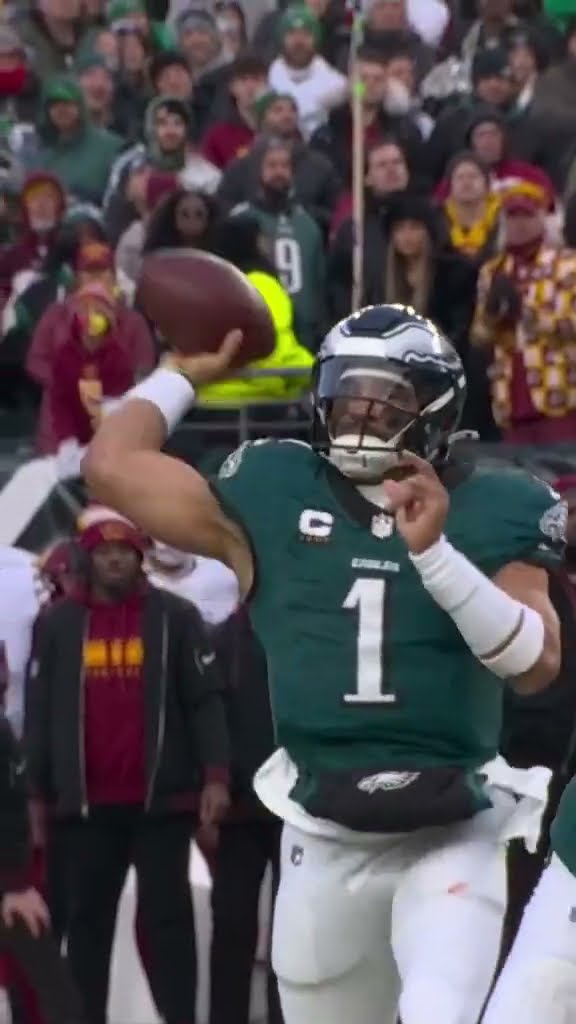 showing off his inner excellence ? #ajbrown #philadelphia #eagles #nfl #nflplayoffs