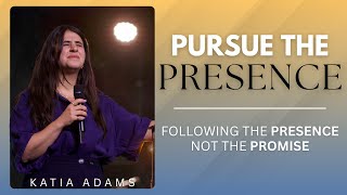 Details Living in the Presence of God | Katia Adams News