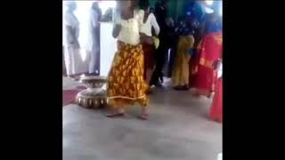 AFRICAN WOMEN DANCE KISS DANIEL- MAMA (Must Watch)