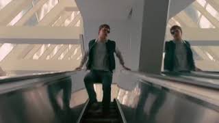 Baby Driver: Escape by Foot [Scene] - HD Quality Resimi