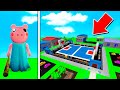 ROBLOX PIGGY LITTLE BROTHER'S BASKETBALL COURT MAP! (Piggy Build Mode)