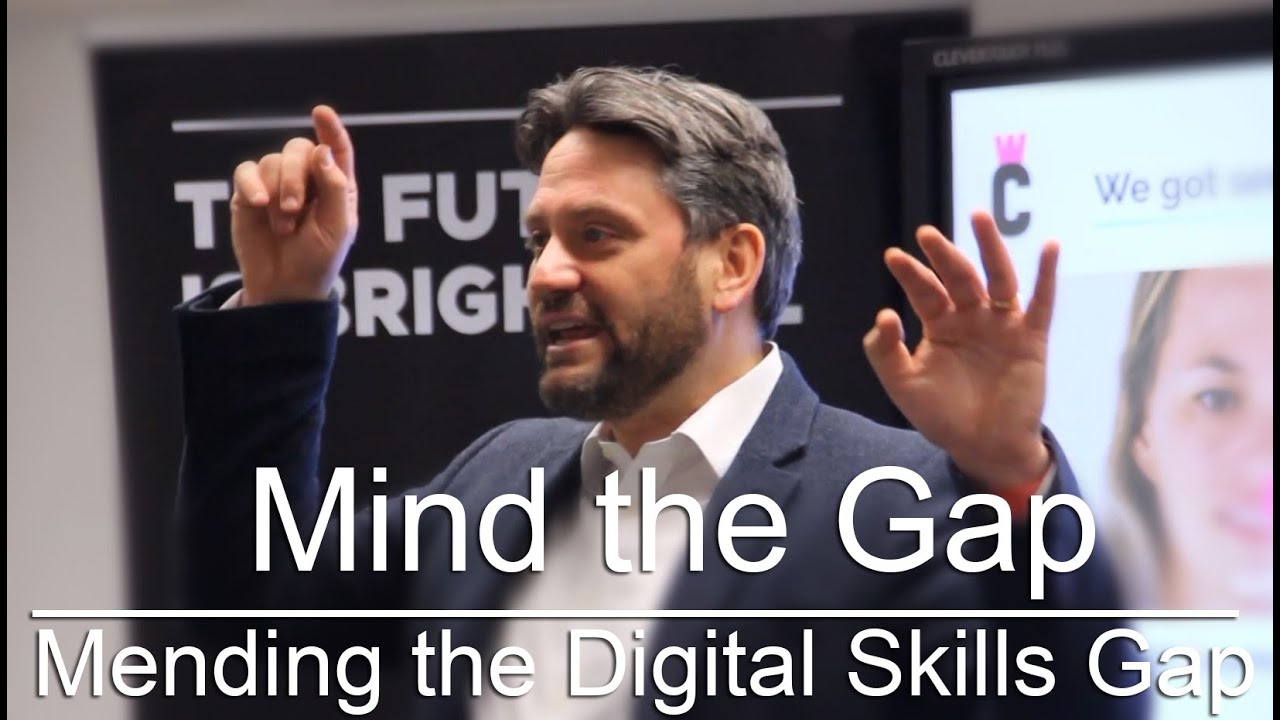 Mind the Gap - Mending the digital skills gap Happy hour event (2022)