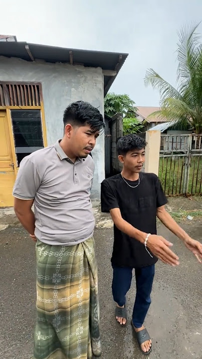 Cara peugot Rumoeh versi Bg din🤣🤣🤣. #aceh #tiktoker #bgdin #kunmalek #lucu #short