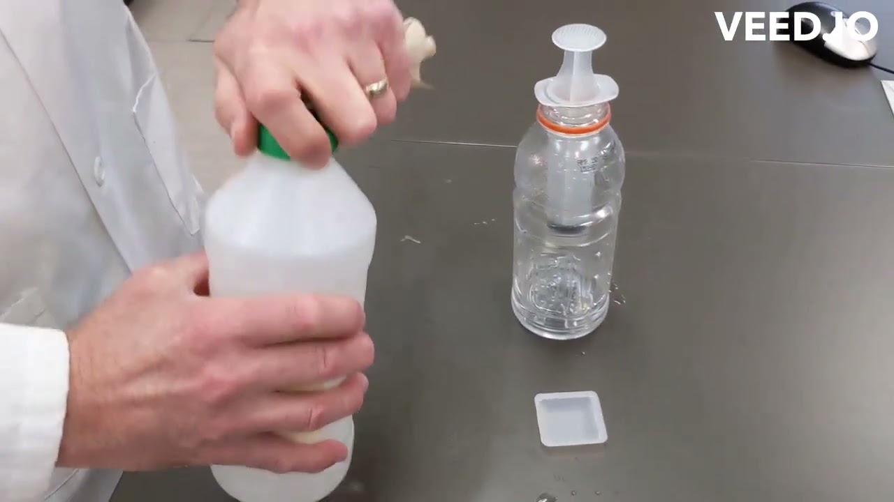 CO2 collection through the reaction of Sodium Bicarbonate and Hydrochloric Acid -lab demo