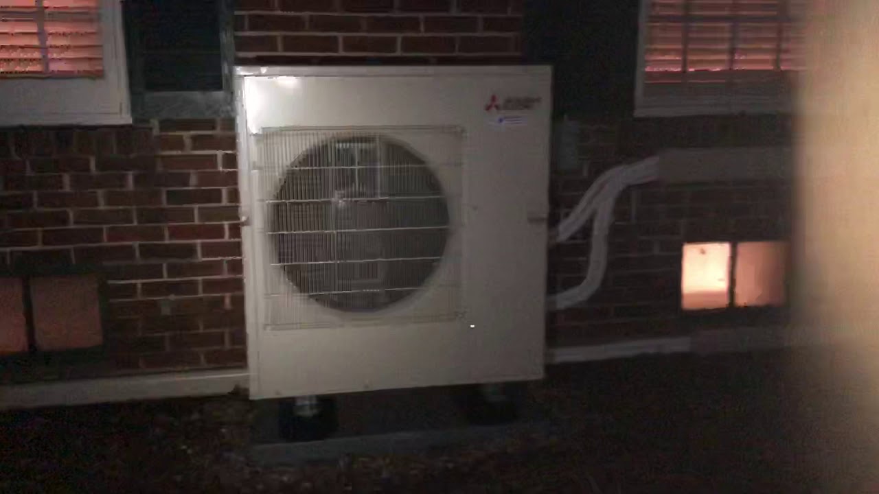 Mitsubishi heat pump providing emergency heat - YouTube