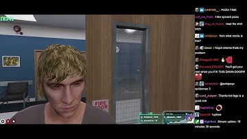 PENTA + chat - 2022-01-01 - NOPIXEL | BULLY MAGUIRE | Mike Block on the run