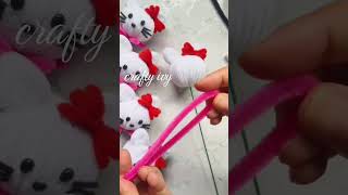 DIY Hello Kitty Fuzzy Wire Flower 🌸🐱 | Cute Pipe Cleaner Craft Tutorial
