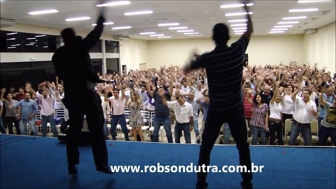 "Dinâmica de Grupo Incrível: Simulação de Montanha-Russa para Vencer a Vergonha"