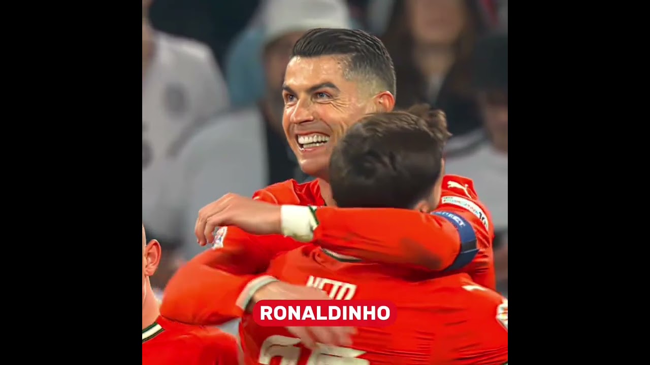 Ronaldinho Snubbed Man Utd… So They Signed CR7 Instead! 🤯