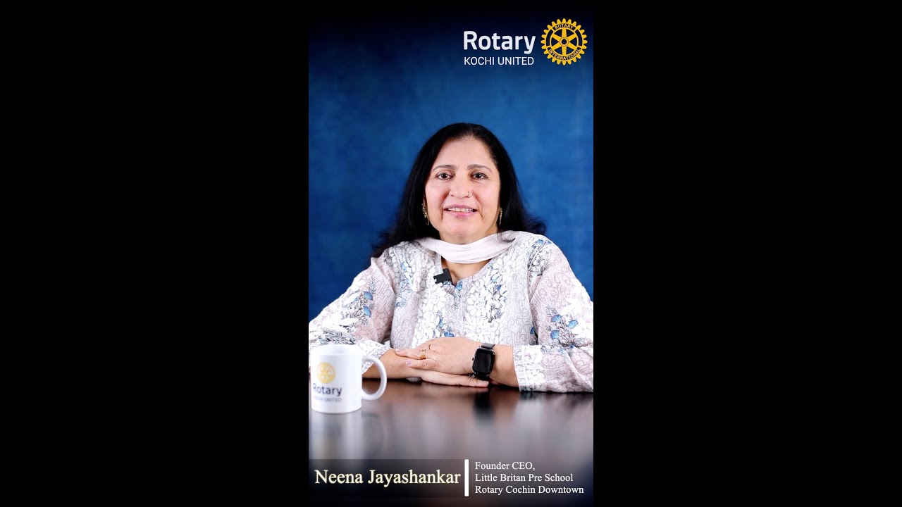 Women in rotary presenting Neena Jayashankar
