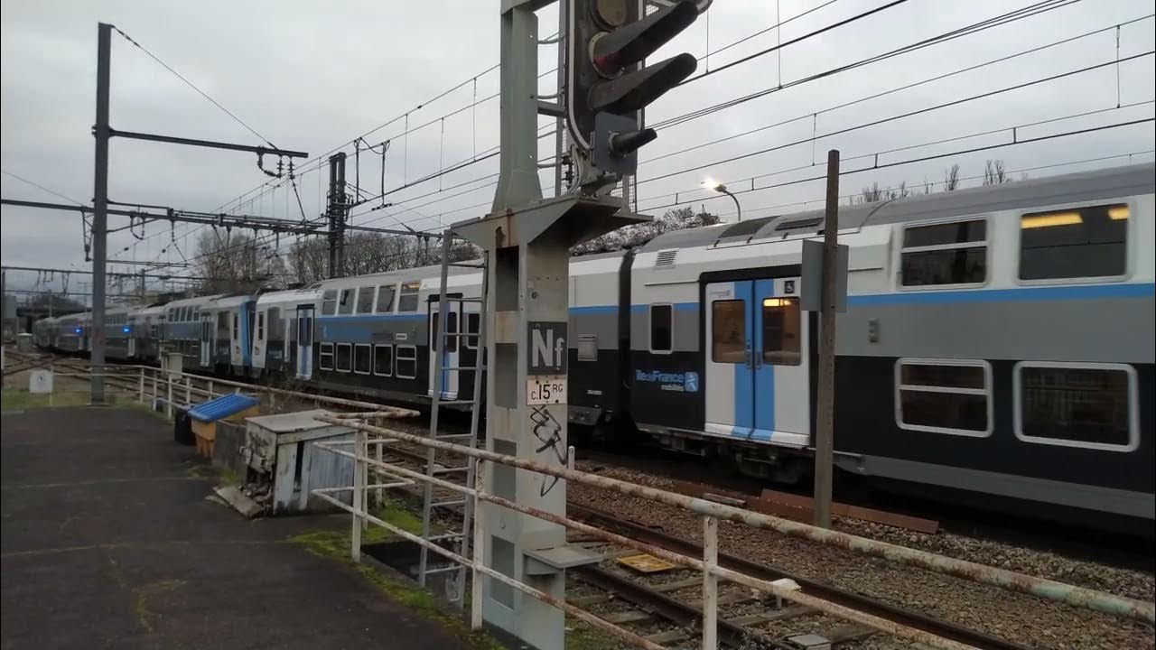 arrivée RERC Z20900 IDFM en gare de ThiaisPontDeRungis YouTube