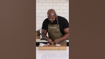 How to Mince Fresh Garlic Cloves