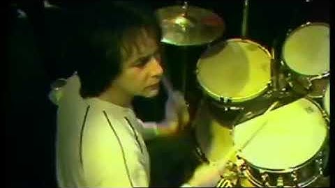 Thin Lizzy Thunder and Lightning Tour   The Last Filmed Performance